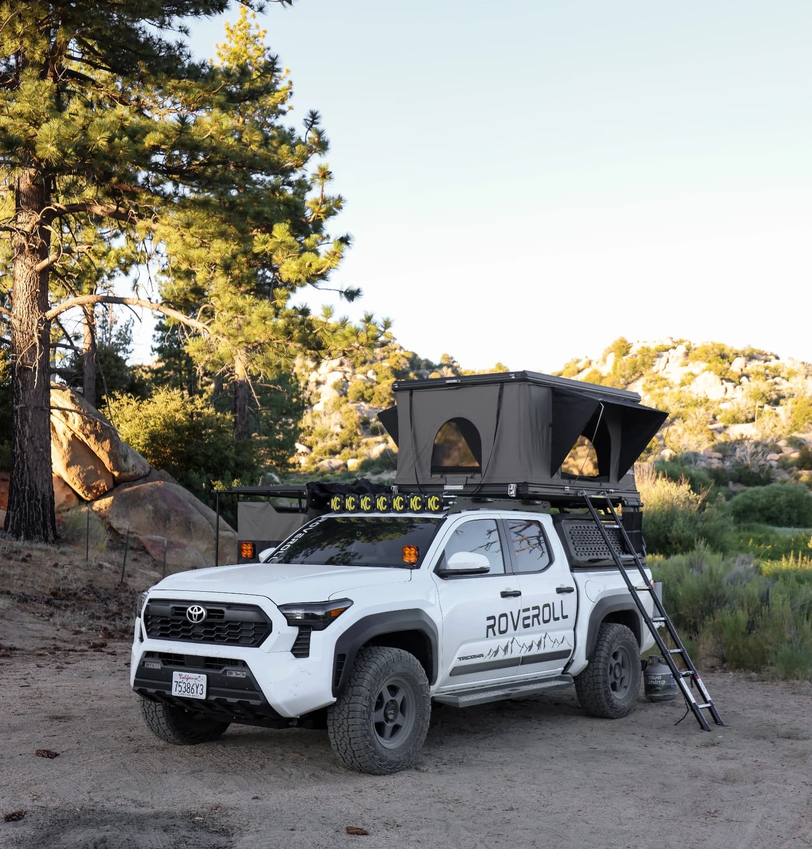 Roveroll – Zion Aluminum Shell Pop-up Roof Top Tent